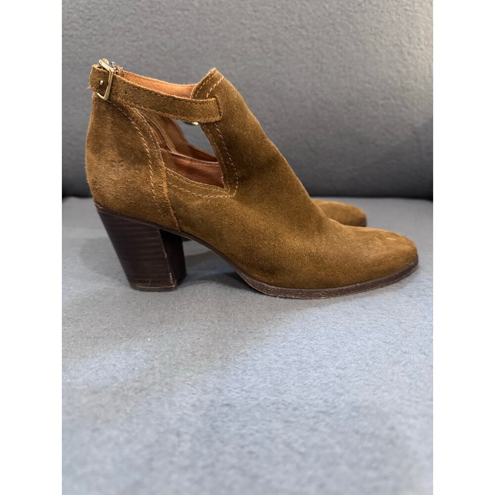 Frye Meghan Brown Suede Cut-Out Ankle Booties‎ Sz 7.5 Buckle Strap Boho Heritage